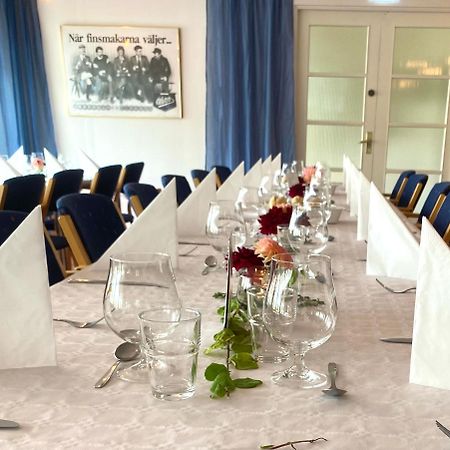 Gullringens Vaerdshus & Hotell Eksteriør billede